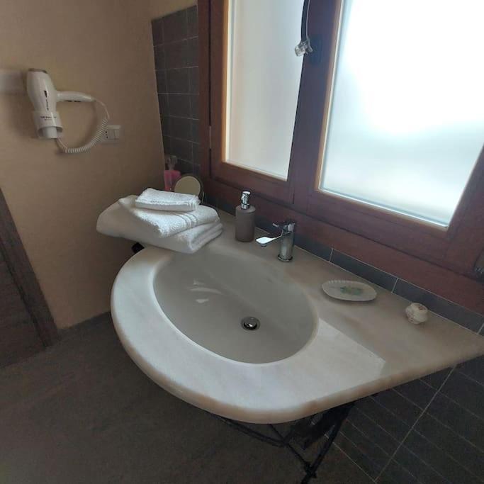 Istanti - Salvia Apartment Costigliole Saluzzo Bagian luar foto